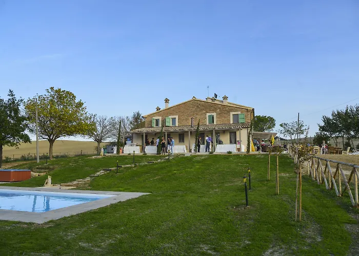 Le Maraclà Country House
